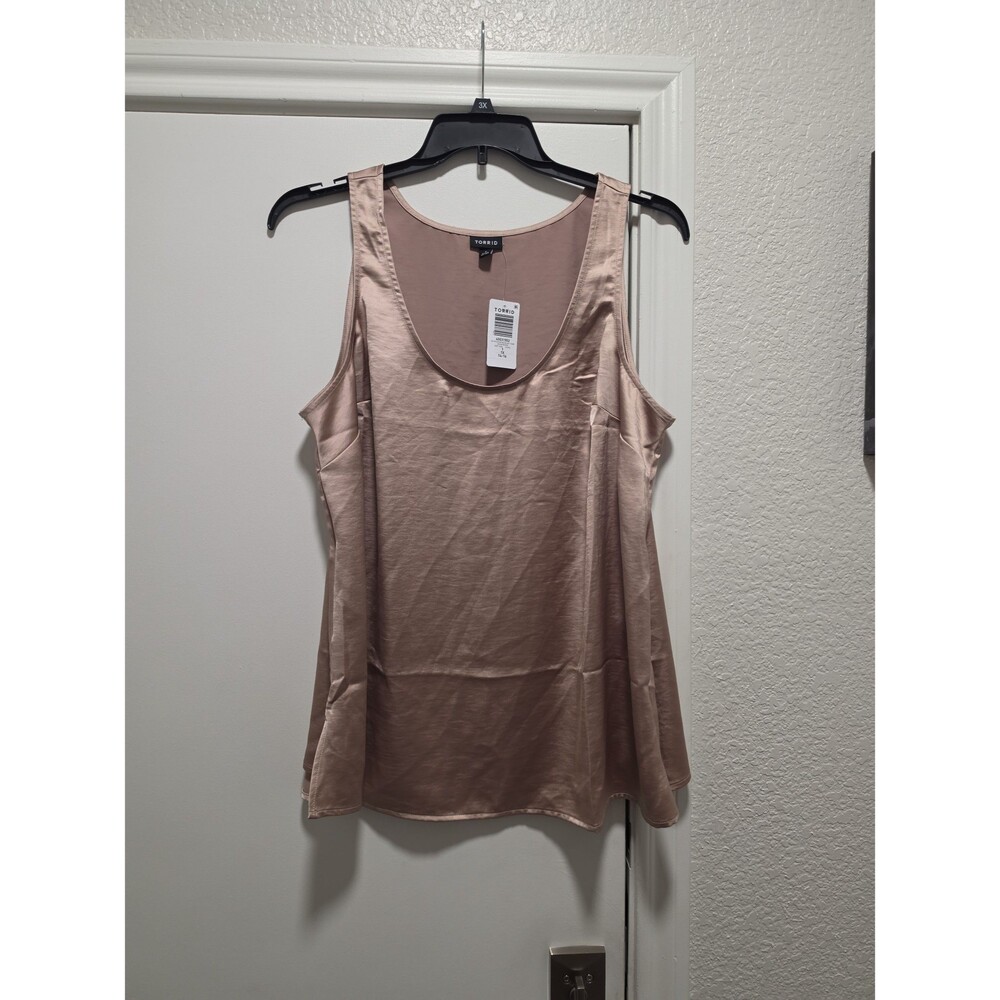 NWT Torrid Satin Tank Sz 1